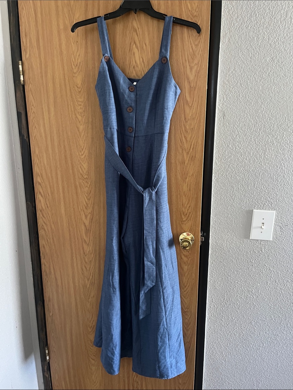 Source Unknown Chambray Blue Button-Front Tie Jumpsuit